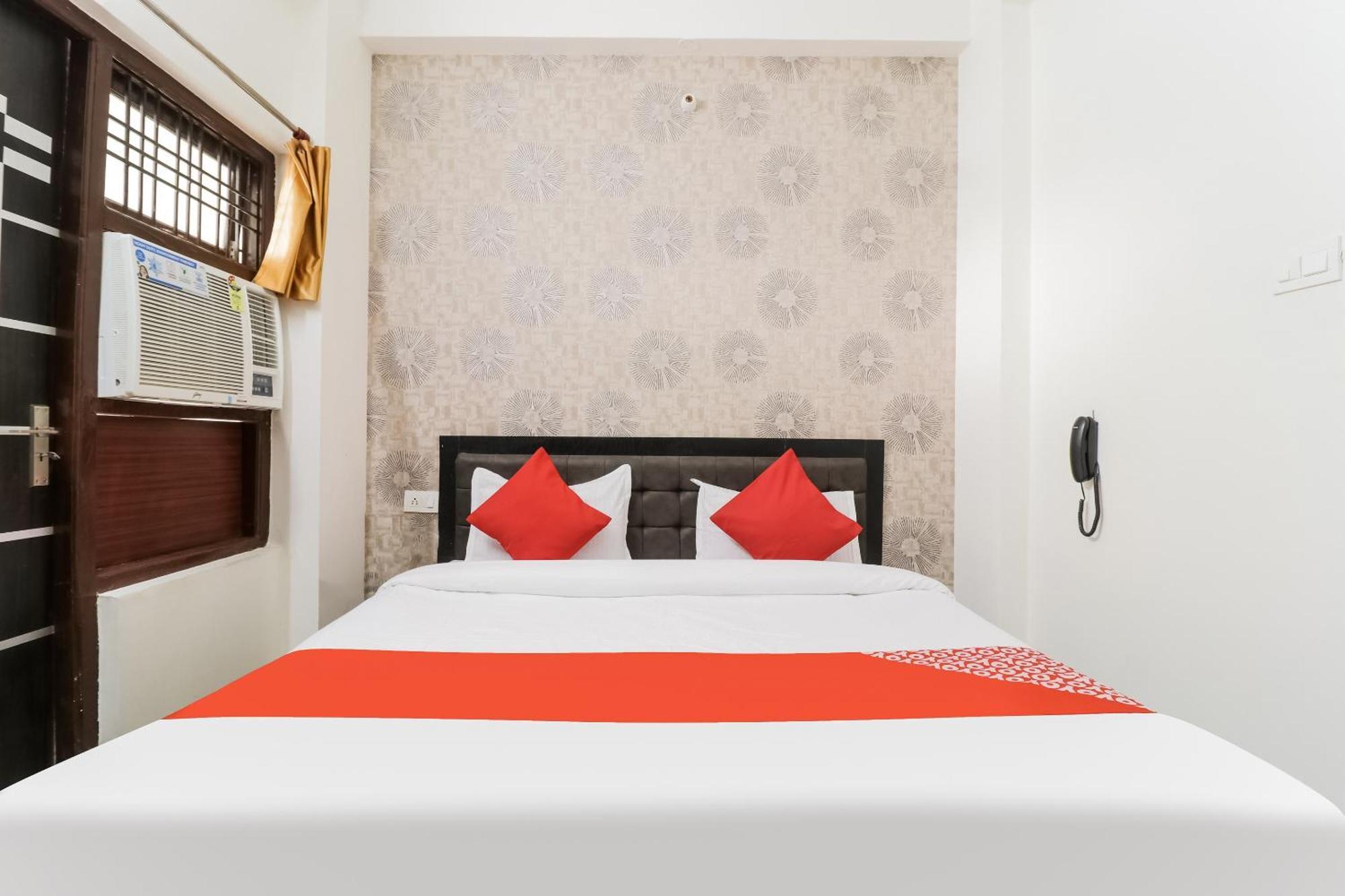Super Hotel O Rs Inn Gorakhpur Exterior photo